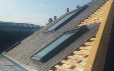 Un couvreur à Royan fait-il aussi la rénovation complète de toiture ?