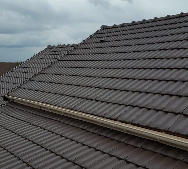 Quelles assurances doit avoir un couvreur à Royan ?