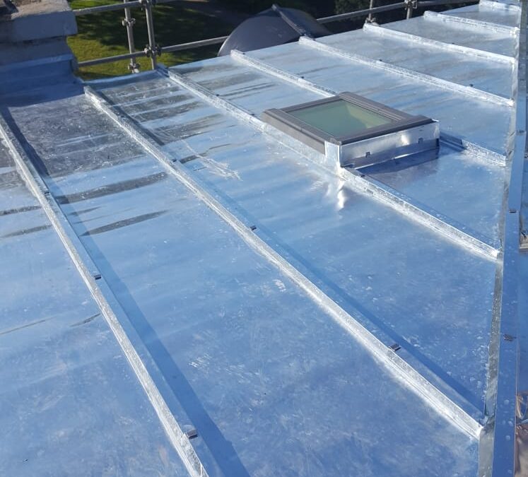 Quels sont les risques de ne pas faire appel à un couvreur à Royan ?