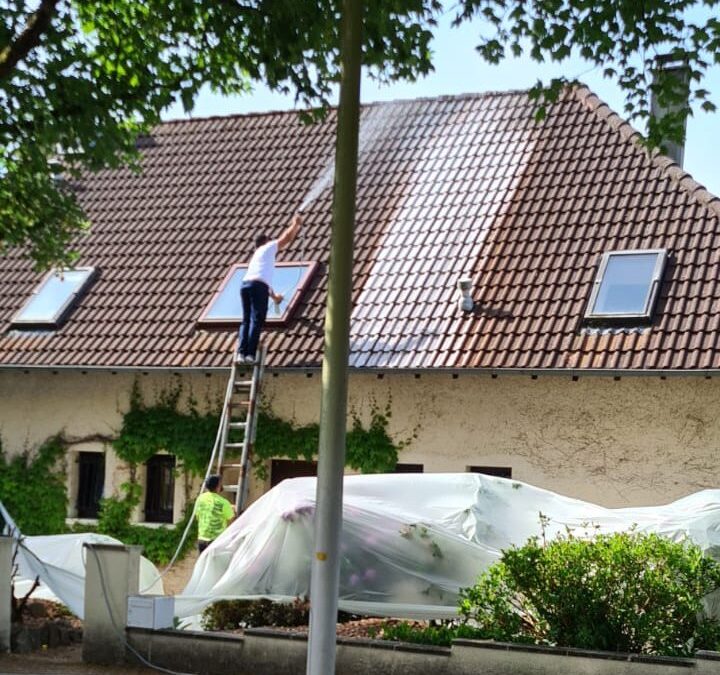 Est-ce qu’un couvreur à Royan travaille avec des assurances ?