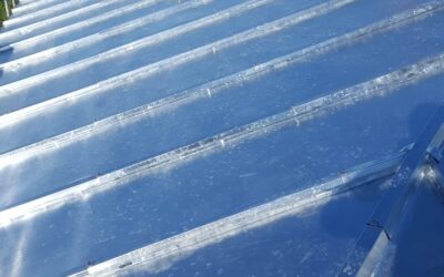 Peut-on nettoyer une toiture plate à Royan ?